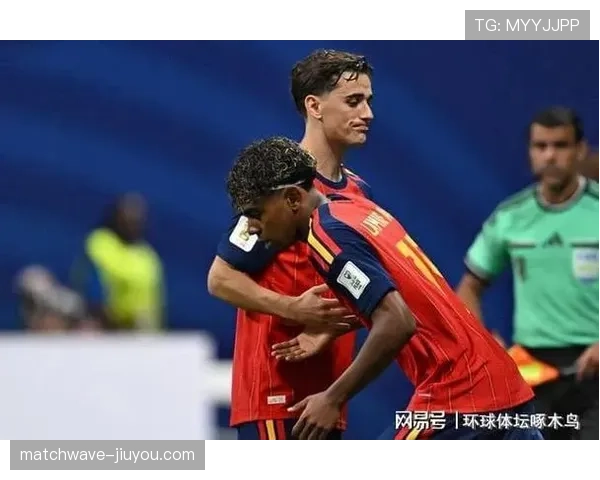西班牙1-0乌拉圭：世界杯H组末轮战报